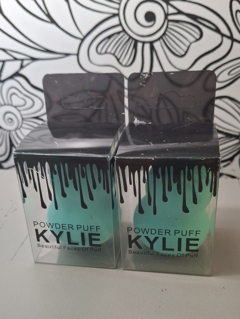 2 Kylie Mint Green Powder Puffs